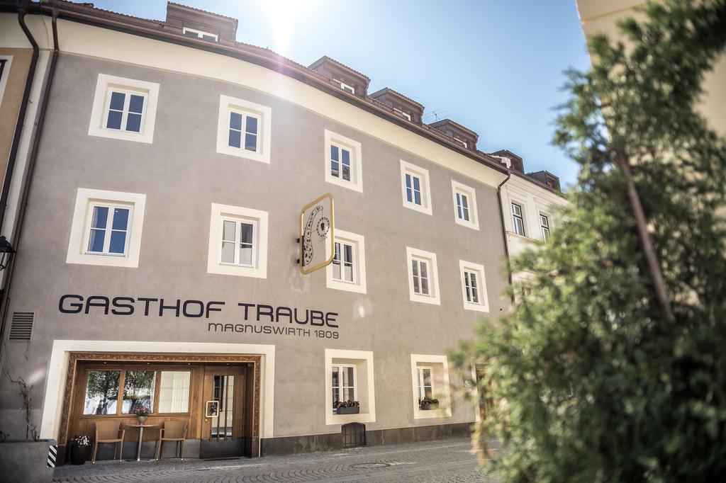 Gasthof Traube San Lorenzo di Sebato Bagian luar foto